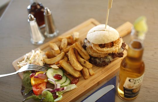 waveney inn burgh saint peter